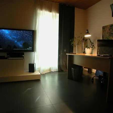 Diana's Place Appartement *